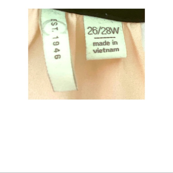 Peach blouse with white circles - Picture 2 of 3